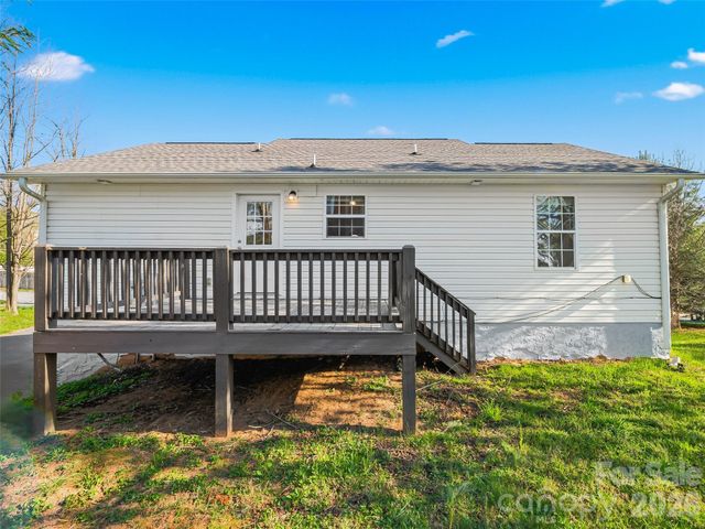 21 Shelburne Drive, Asheville, NC 28806