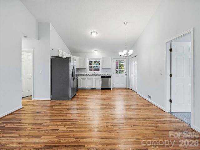 21 Shelburne Drive, Asheville, NC 28806