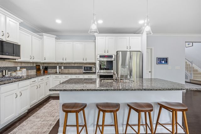 308 Whitman Ct, Nolensville, TN 37135