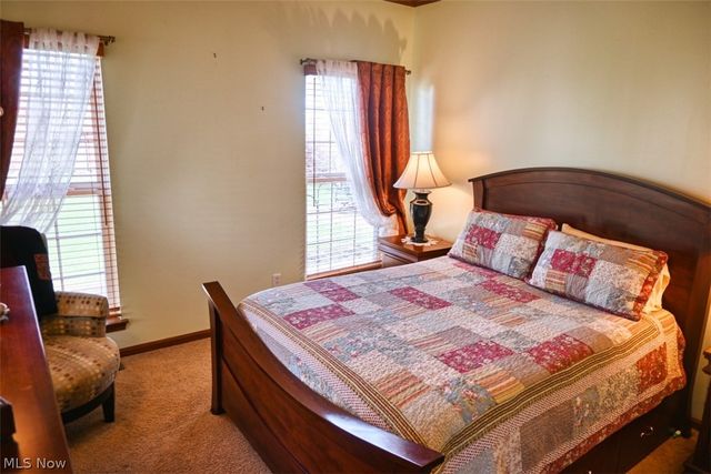 3932 Courtyard Drive, Lorain, OH 44053