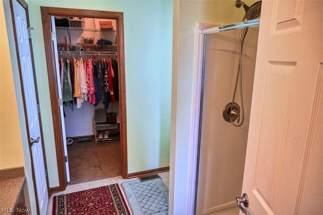 3932 Courtyard Drive, Lorain, OH 44053