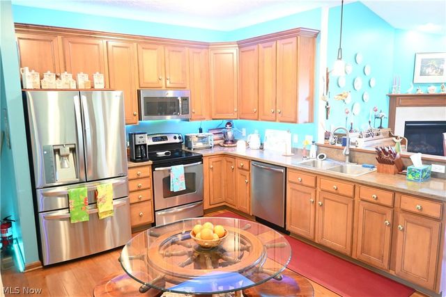 3932 Courtyard Drive, Lorain, OH 44053