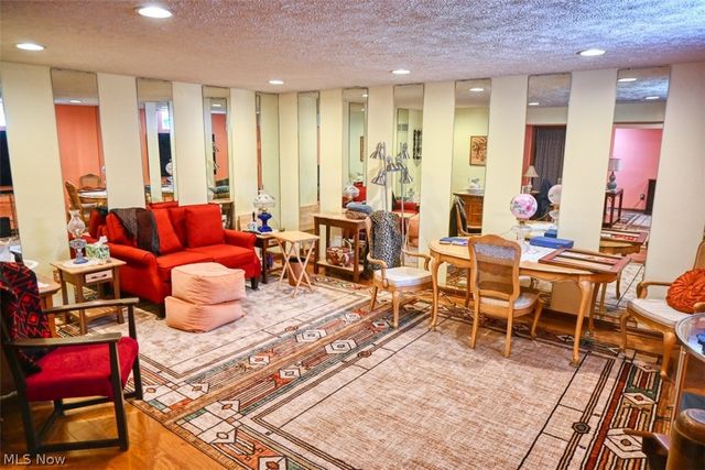 3932 Courtyard Drive, Lorain, OH 44053