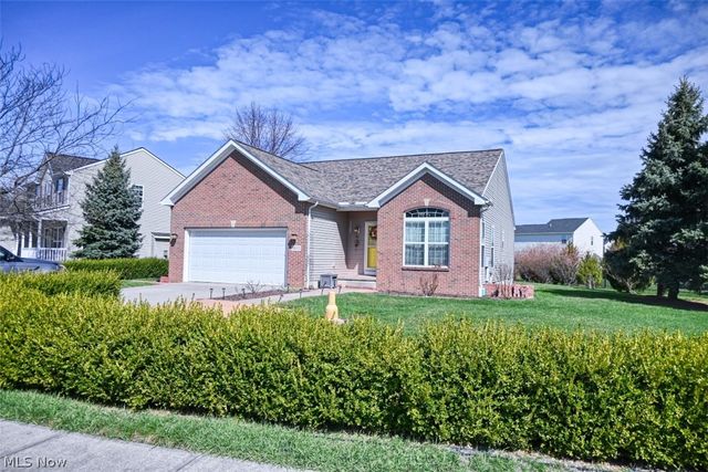 3932 Courtyard Drive, Lorain, OH 44053
