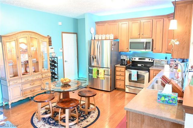 3932 Courtyard Drive, Lorain, OH 44053