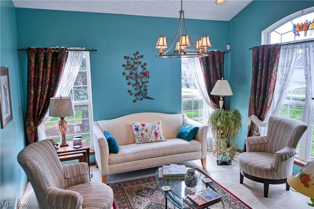 3932 Courtyard Drive, Lorain, OH 44053