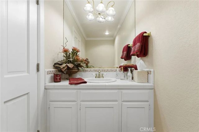 2651 W Avenue O, Palmdale, CA 93551