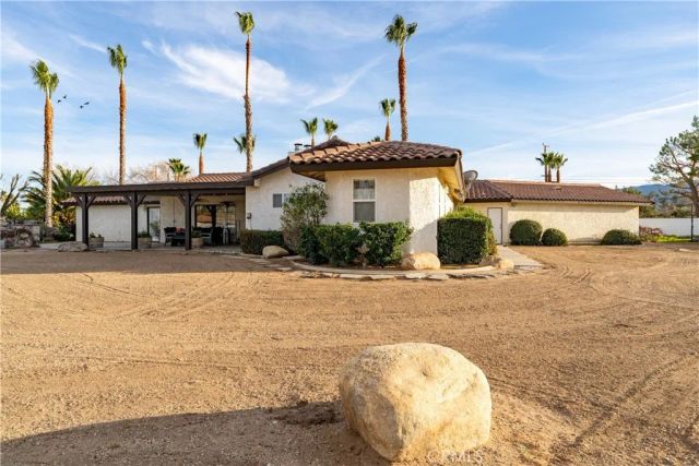 2651 W Avenue O, Palmdale, CA 93551