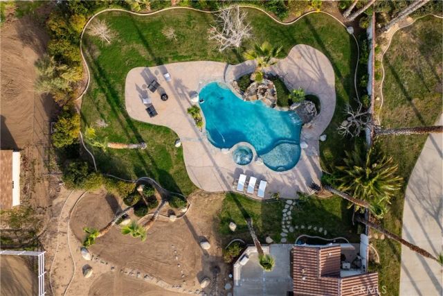 2651 W Avenue O, Palmdale, CA 93551