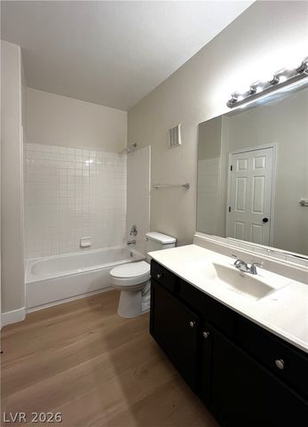 8501 West University Avenue 2117, Las Vegas, NV 89147