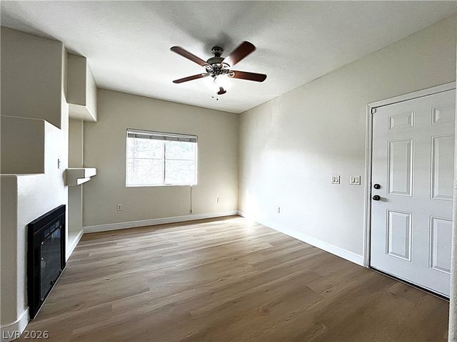 8501 West University Avenue 2117, Las Vegas, NV 89147