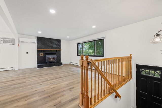 1835 214th Avenue NE, East Bethel, MN 55011