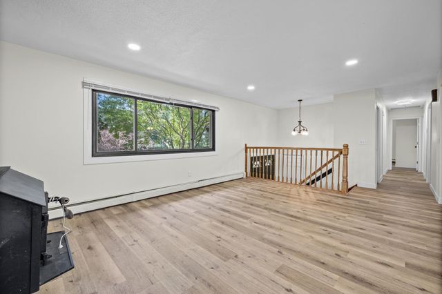 1835 214th Avenue NE, East Bethel, MN 55011