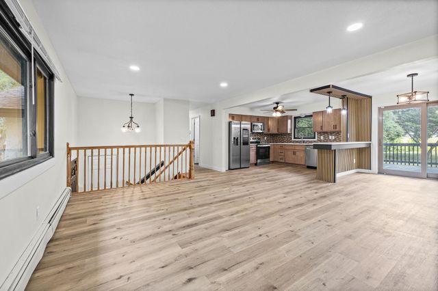 1835 214th Avenue NE, East Bethel, MN 55011