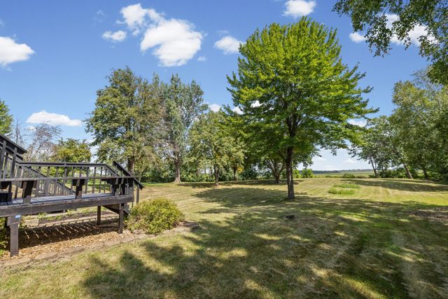 1835 214th Avenue NE, East Bethel, MN 55011