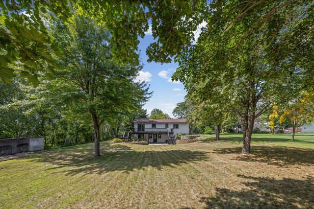 1835 214th Avenue NE, East Bethel, MN 55011