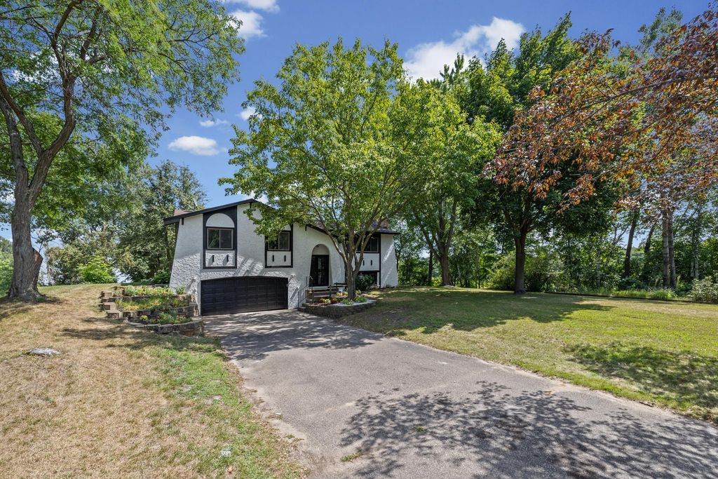 1835 214th Avenue NE, East Bethel, MN 55011 — photo 2