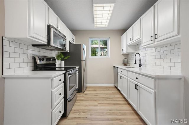 82 Lemans Court 82, Lake St Louis, MO 63367