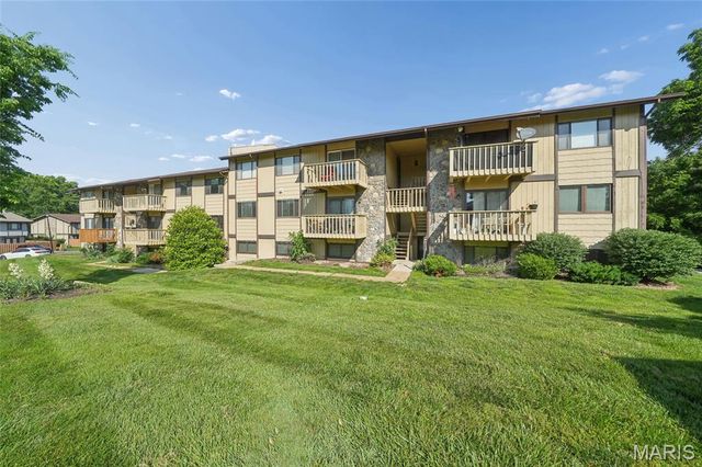 82 Lemans Court 82, Lake St Louis, MO 63367