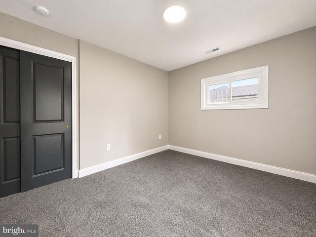 139 WILLOW DR, Levittown, PA 19054