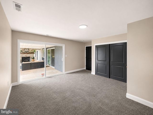 139 WILLOW DR, Levittown, PA 19054