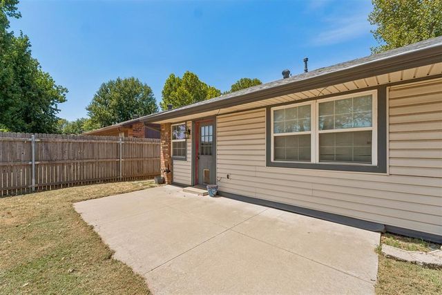 12302 SW 15th Terrace, Yukon, OK 73099