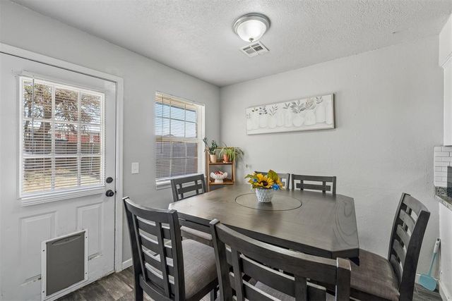 12302 SW 15th Terrace, Yukon, OK 73099