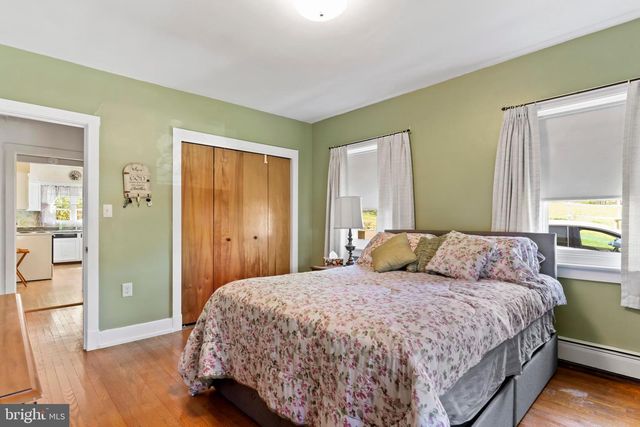 206 E MAIN ST, New Bloomfield, PA 17068