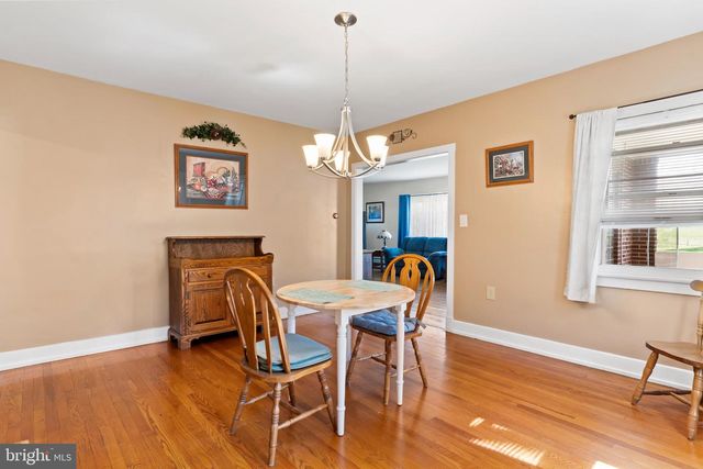 206 E MAIN ST, New Bloomfield, PA 17068