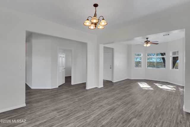 6715 S Via Molino De Viento N, South Tucson, AZ 85713