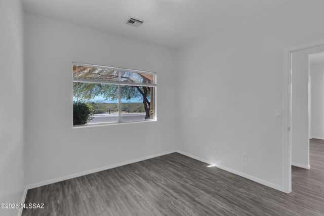 6715 S Via Molino De Viento N, South Tucson, AZ 85713