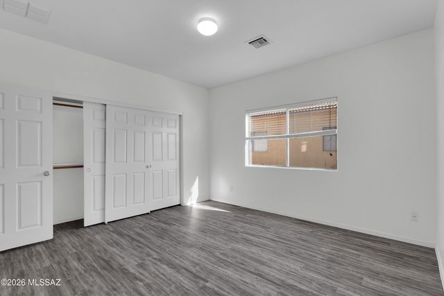 6715 S Via Molino De Viento N, South Tucson, AZ 85713