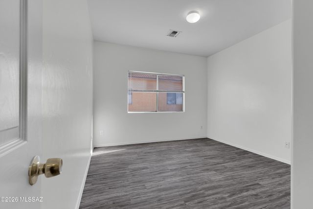 6715 S Via Molino De Viento N, South Tucson, AZ 85713