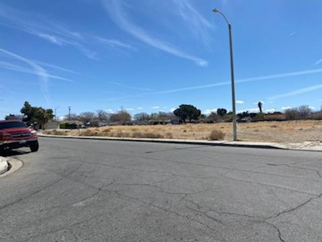 0 E Standridge Avenue, Lancaster, CA 93535