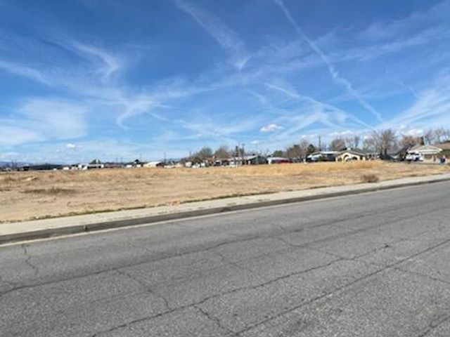 0 E Standridge Avenue, Lancaster, CA 93535