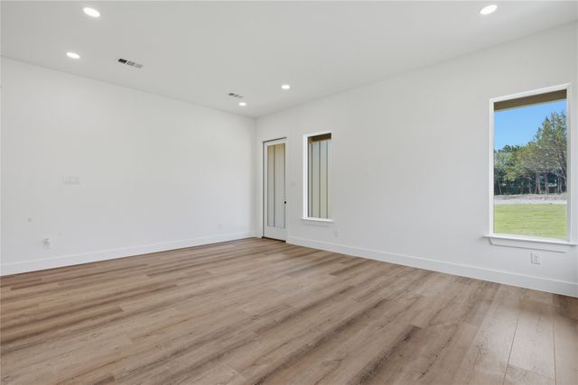 2626 Bainbridge Drive, Dallas, TX 75237