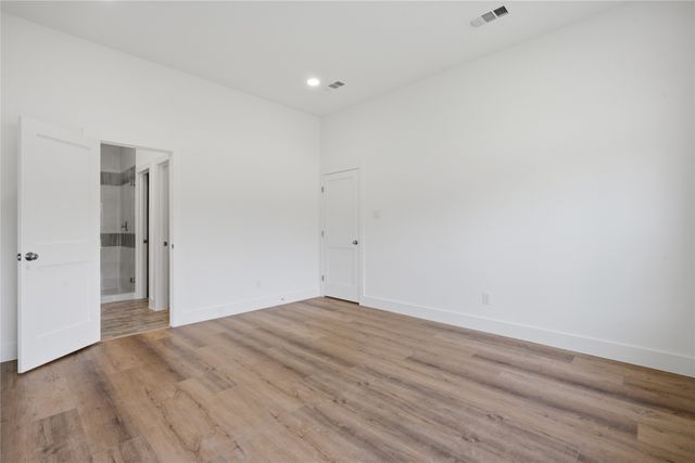 2626 Bainbridge Drive, Dallas, TX 75237
