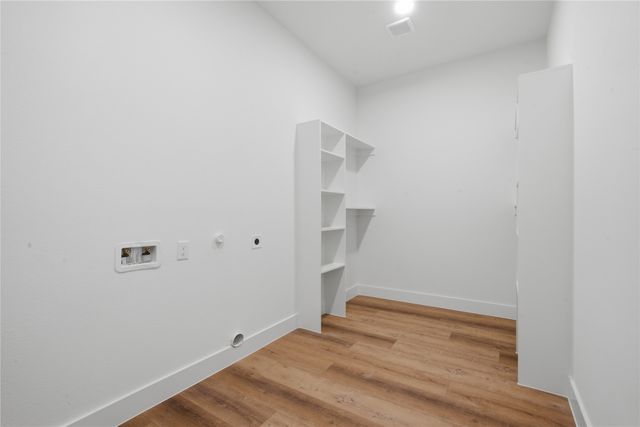 2626 Bainbridge Drive, Dallas, TX 75237