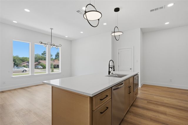 2626 Bainbridge Drive, Dallas, TX 75237