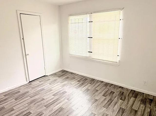 335 Delaware Street, Houston, TX 77029