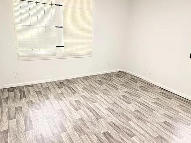 335 Delaware Street, Houston, TX 77029