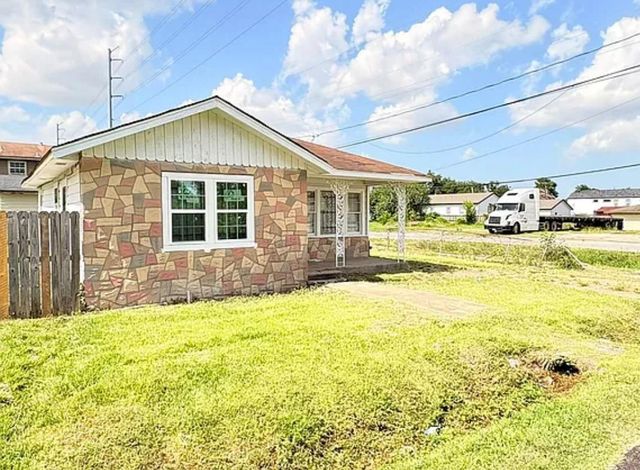 335 Delaware Street, Houston, TX 77029