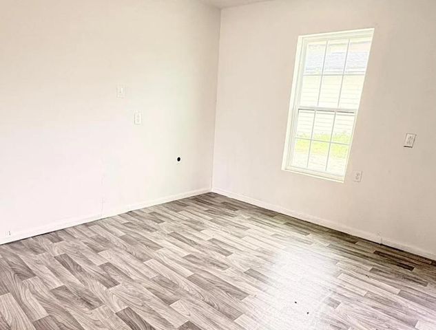335 Delaware Street, Houston, TX 77029