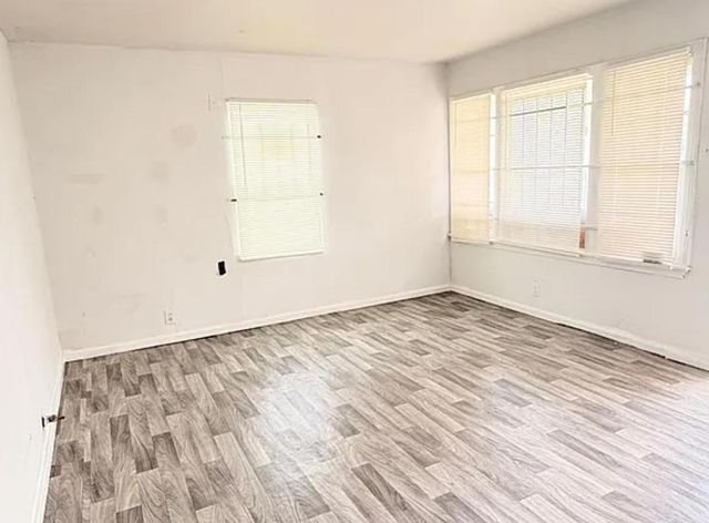 335 Delaware Street, Houston, TX 77029