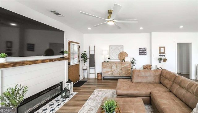 212 Georgia Avenue S, Bremen, GA 30110