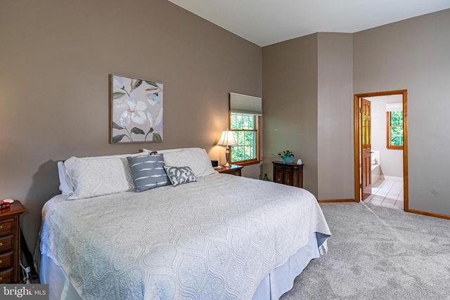 51 FIELDSTONE RD, Skillman, NJ 08558