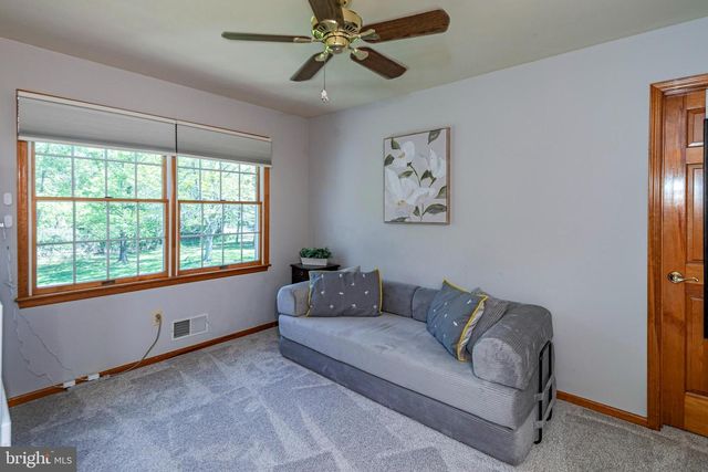51 FIELDSTONE RD, Skillman, NJ 08558