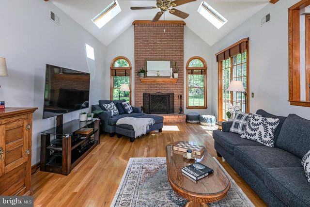 51 FIELDSTONE RD, Skillman, NJ 08558
