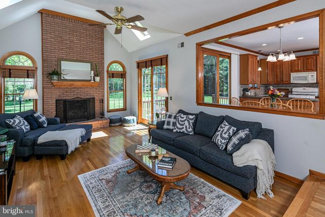 51 FIELDSTONE RD, Skillman, NJ 08558
