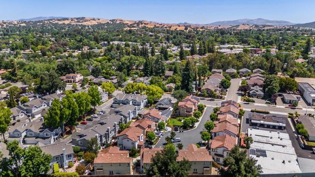 124 Barias Place, Pleasanton, CA 94566